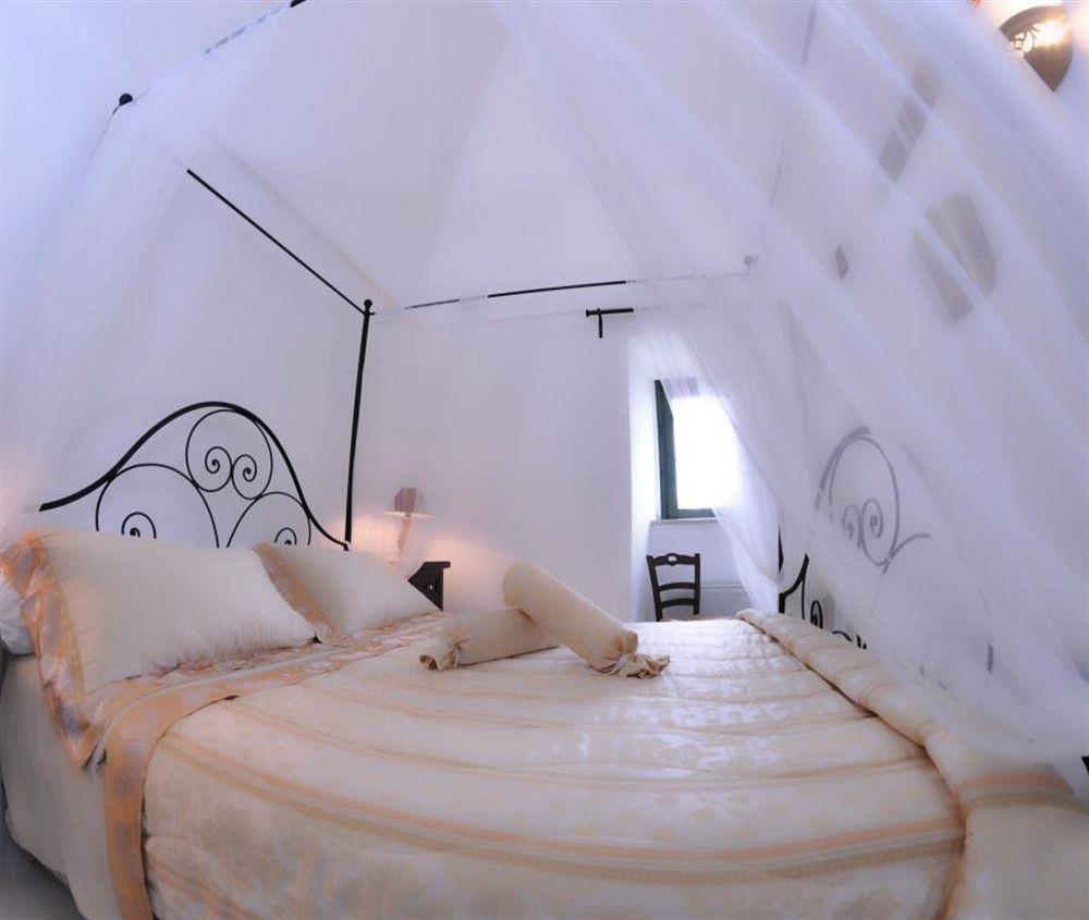 Готель Relais Masseria Rosa La Correggia Екстер'єр фото