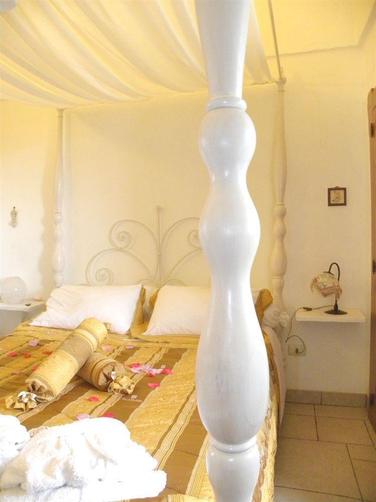 Готель Relais Masseria Rosa La Correggia Екстер'єр фото